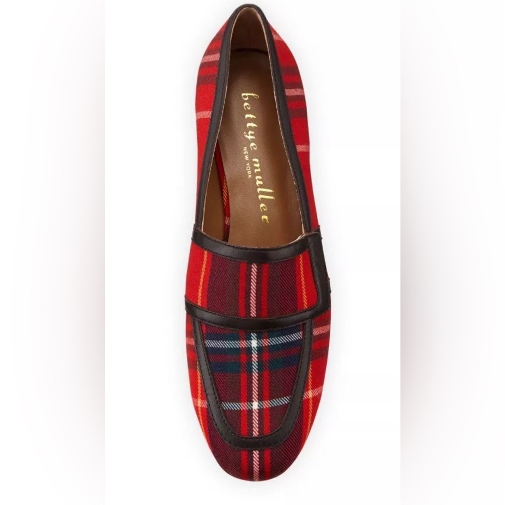 Bettye Muller Tartan Plaid Red & Navy Loafers 5.5